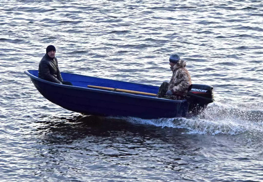 Стеклопластиковая лодка Neman-340 (тримаран) в Находке