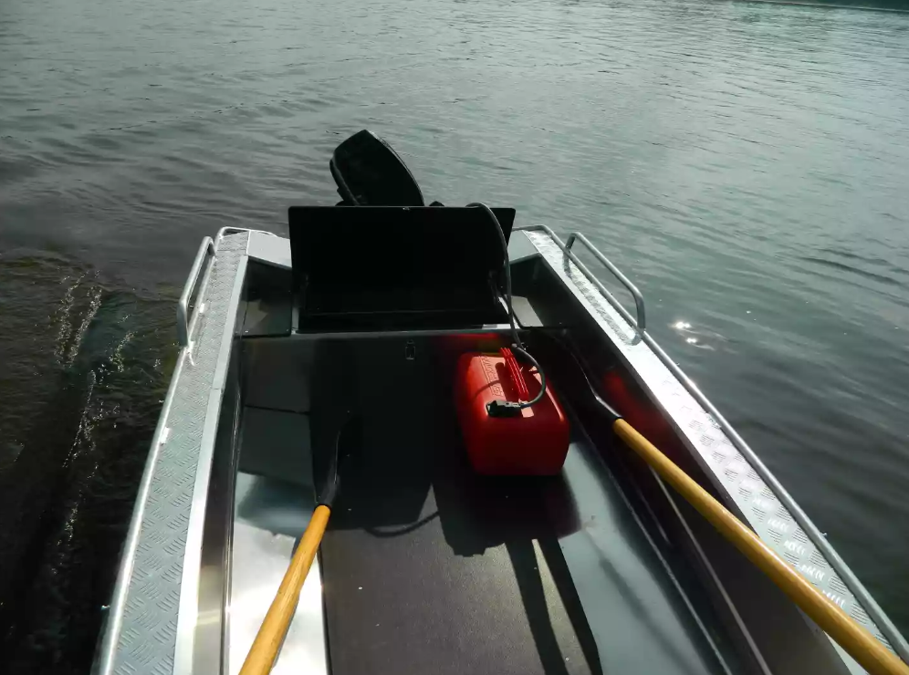 Алюминиевая лодка Wyatboat-390 У в Находке