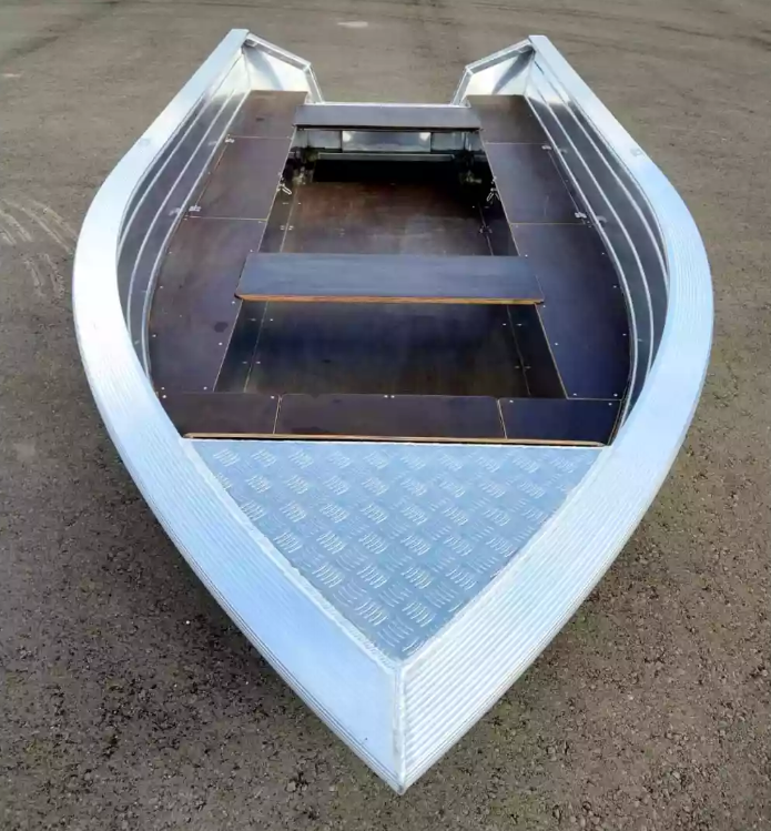 Алюминиевая лодка Неман-400 в Находке