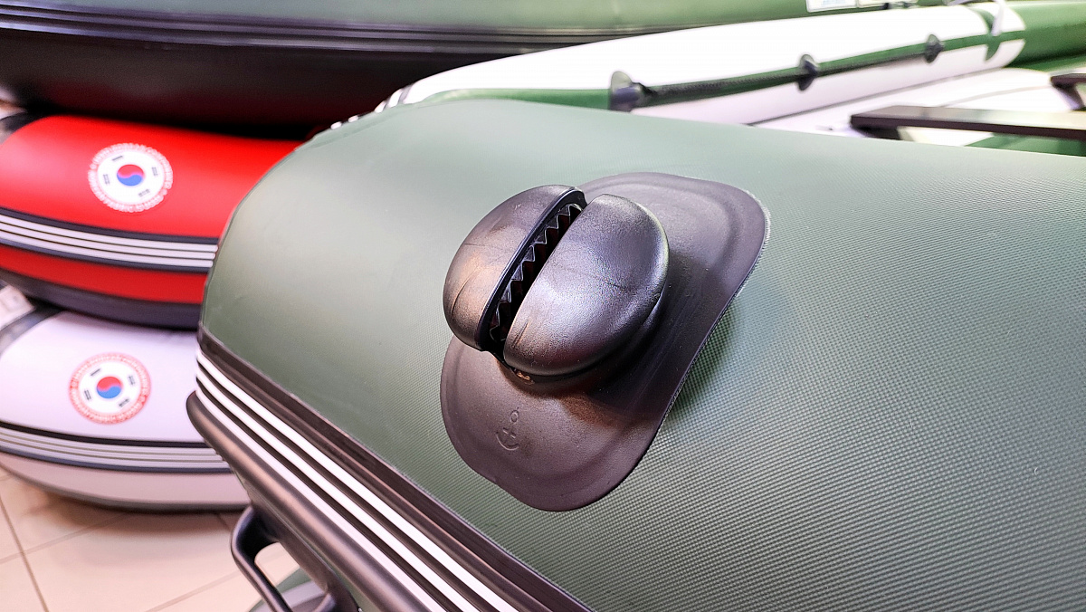 Лодка MISHIMO FAMILY PRO 370 в Находке