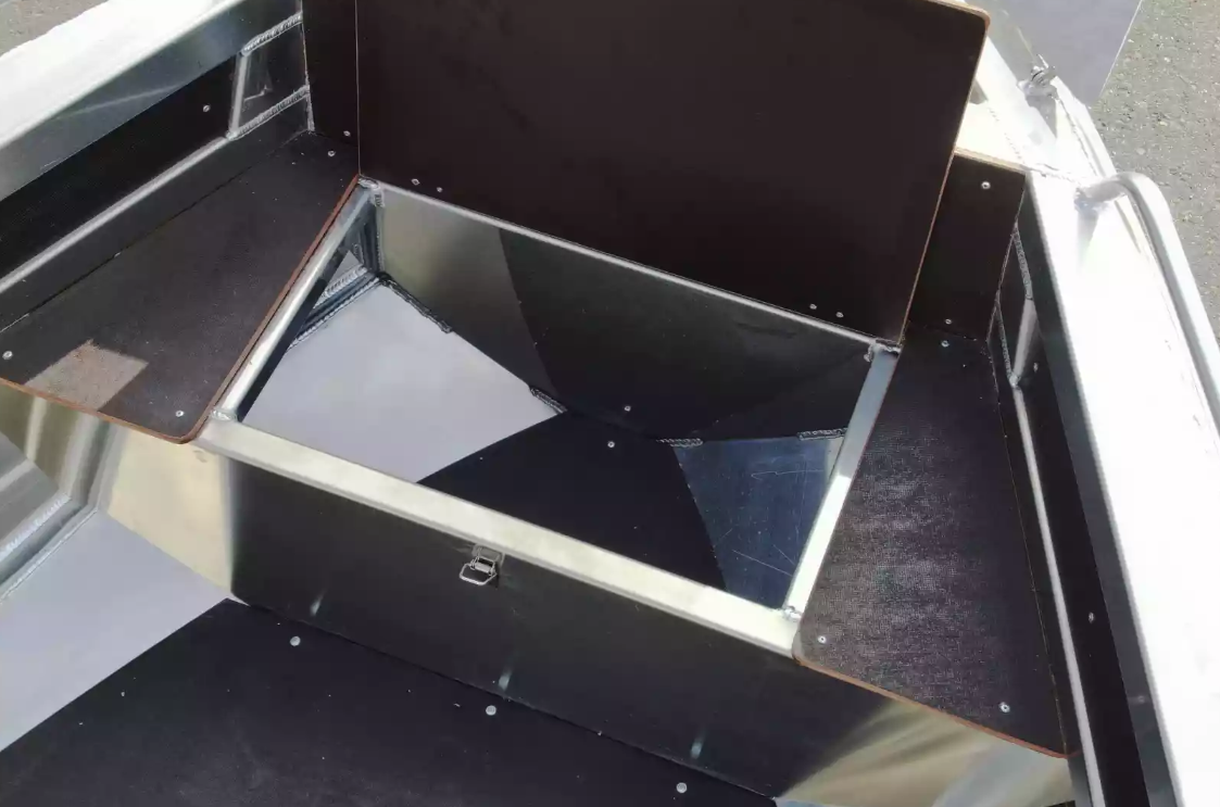 Алюминиевая лодка  Неман-480 Р в Находке