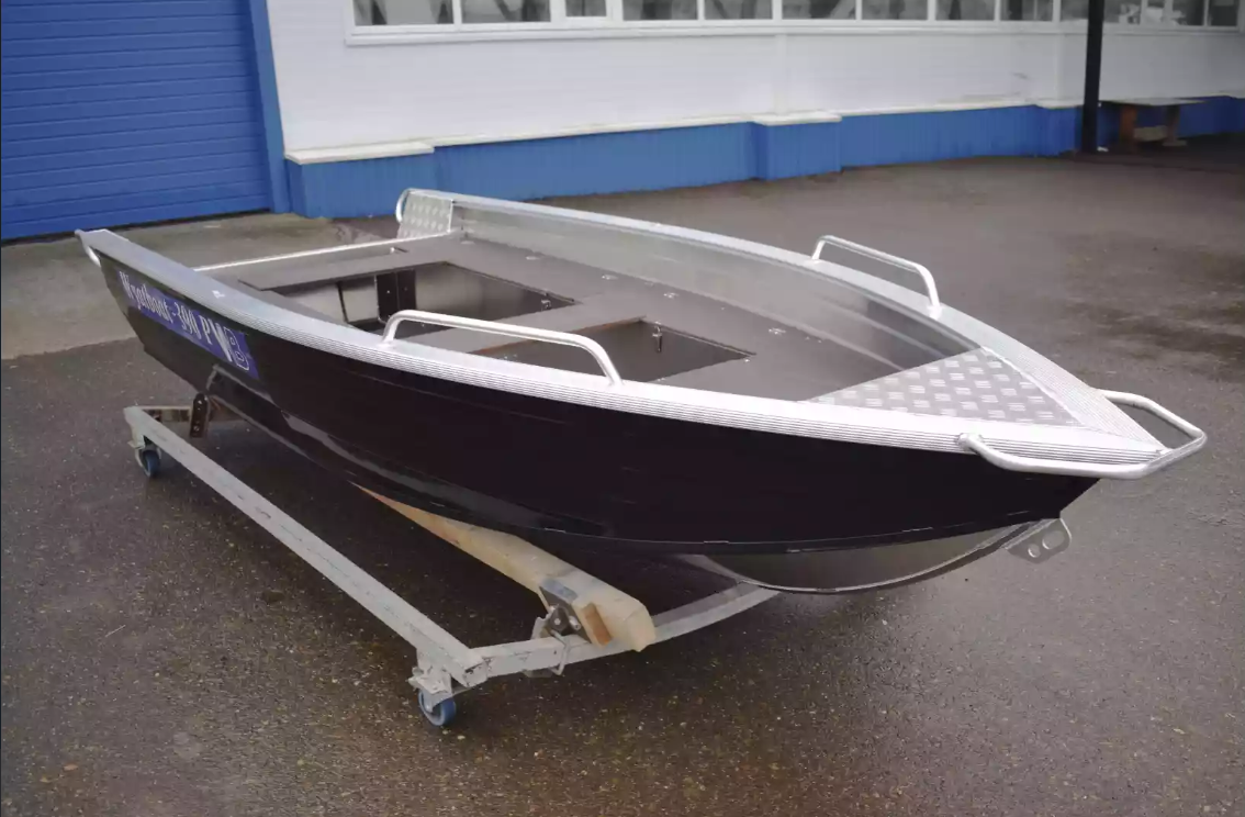 Алюминиевая лодка Wyatboat-390РМ в Находке
