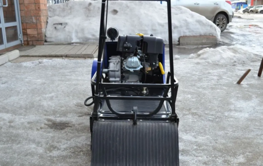 Мотобуксировщик ЛИДЕР-ДЕЛЬТА-RL (+фара)  8 л.с. в Находке