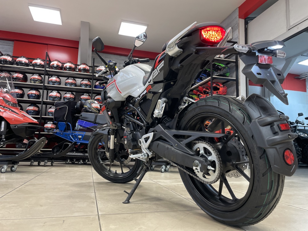 Мопед PROMAX CB150R (49) в Находке