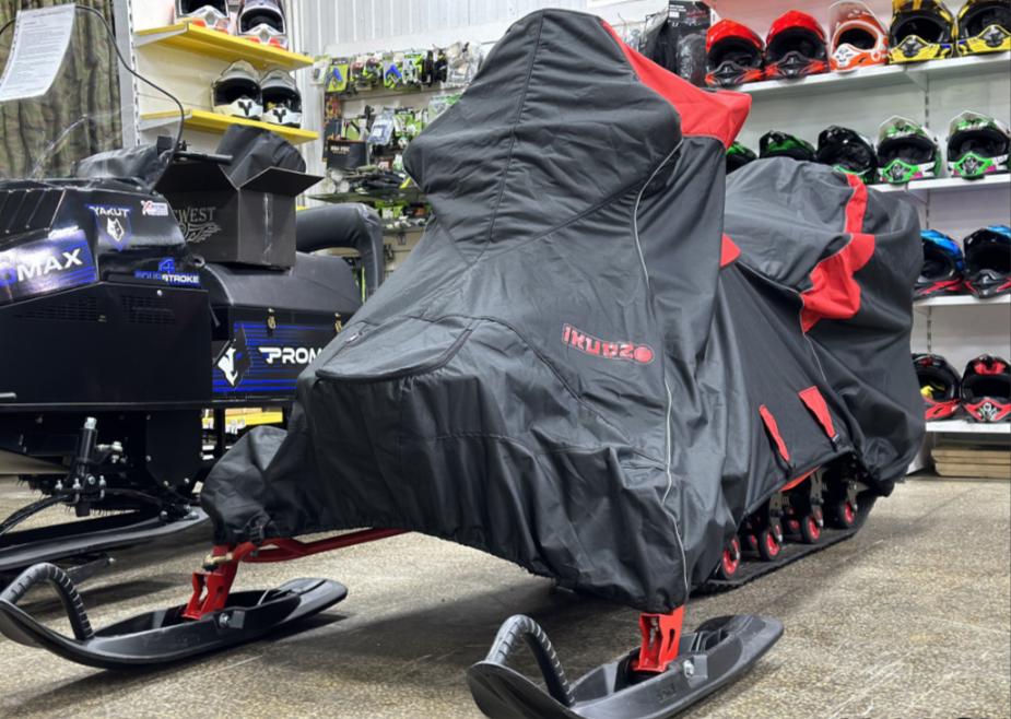 Чехол транспорт. снегохода IKUDZO HUNTER черно-красный Оксфорд ПРЕМИУМ качества с лого IKUDZO в Находке