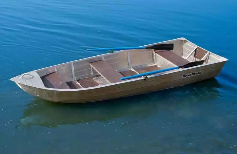 Алюминиевая лодка Вятка-Профи 37 в Находке