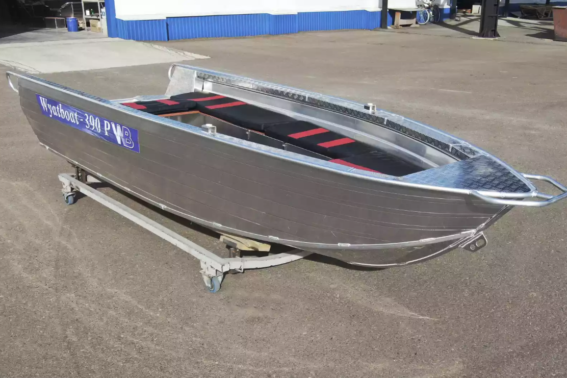 Алюминиевая лодка Wyatboat-390РМ увеличенный борт в Находке