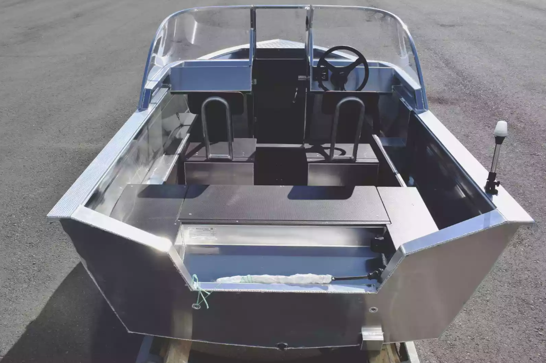 Алюминиевая лодка  Неман-400 DCM в Находке