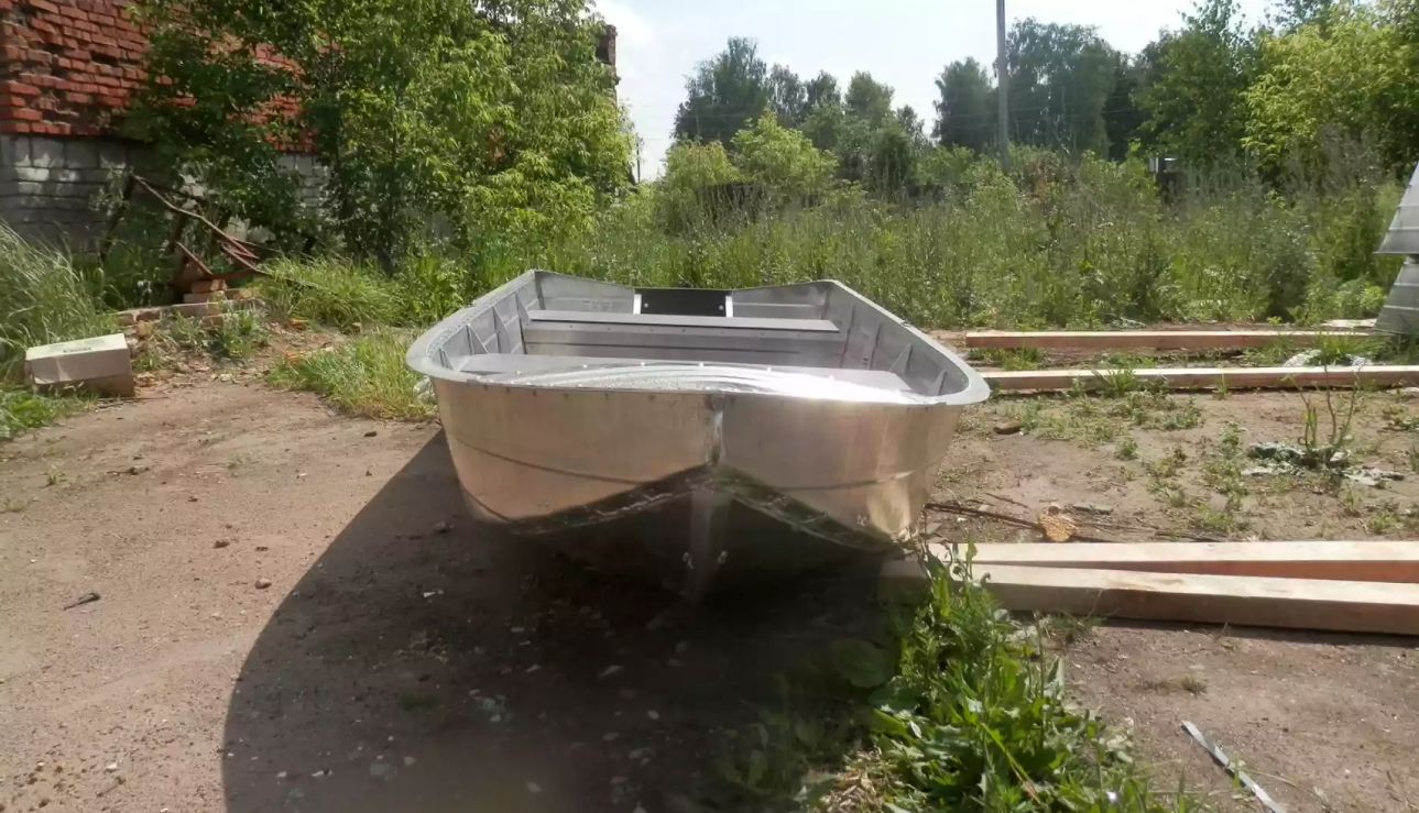 Алюминиевая лодка Вятка-Профи 32 в Находке