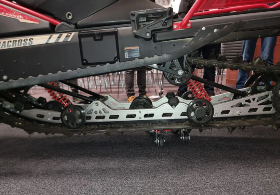 Снегоход AODES Siberiacross 1000 WT 508mm LCD 6.8 в Находке