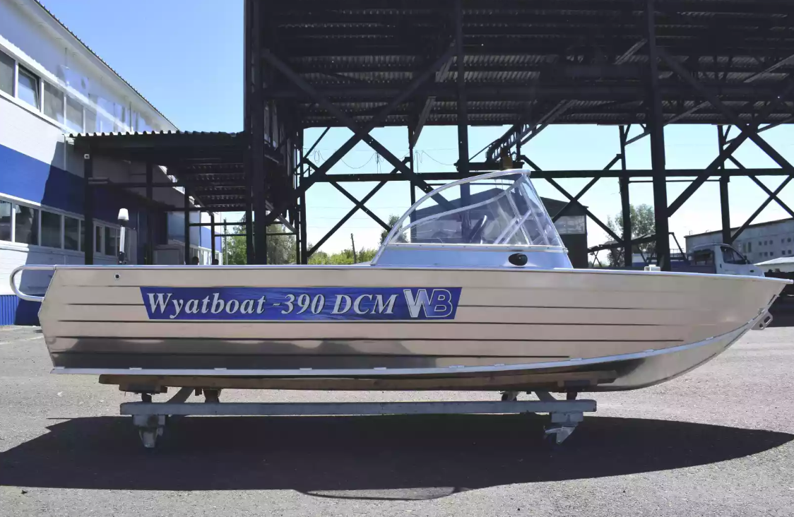 Алюминиевая лодка Wyatboat-390 DCM в Находке