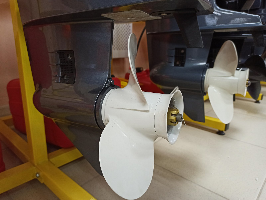 Лодочный мотор BREEZE T30S (2х тактный) в Находке