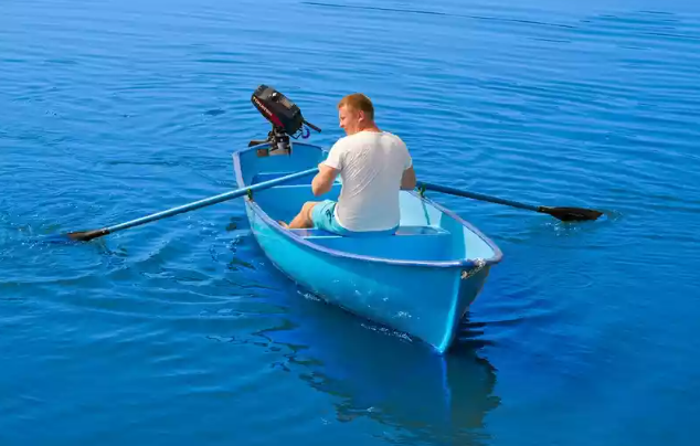 Стеклопластиковая лодка Омуль в Находке