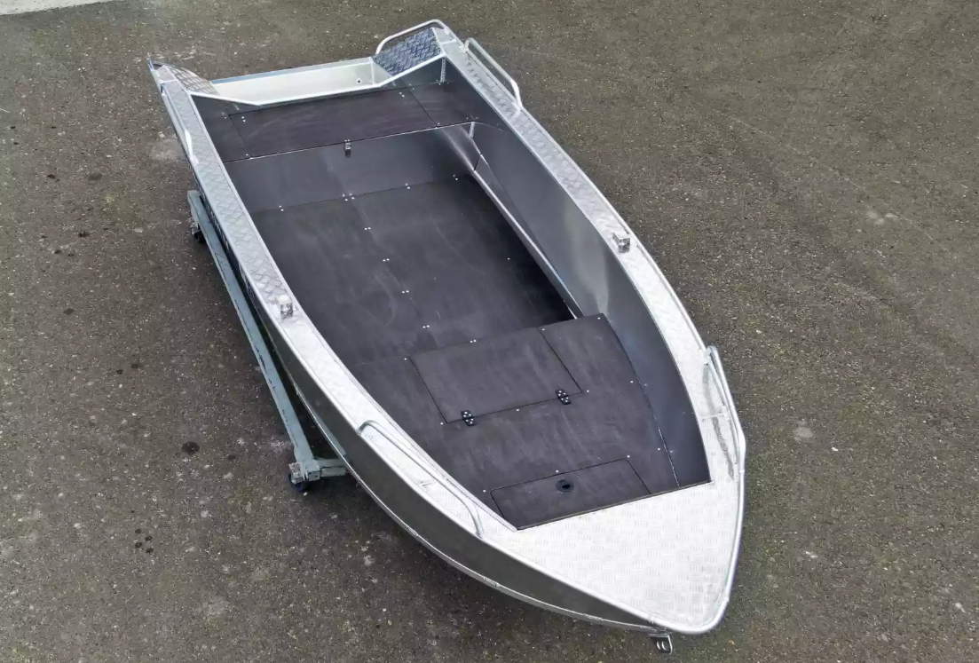 Алюминиевая лодка  Wyatboat-430М FISH в Находке