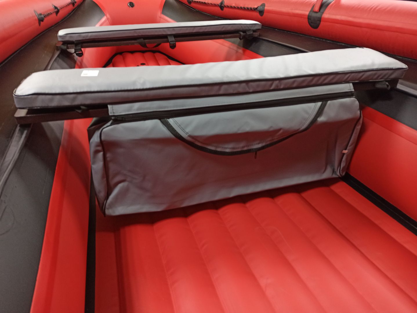 КОМПЛЕКТ МЯГКИХ НАКЛАДОК С СУМКОЙ ДЛЯ ЛОДОК 110Х20 СЕРЫЙ в Находке