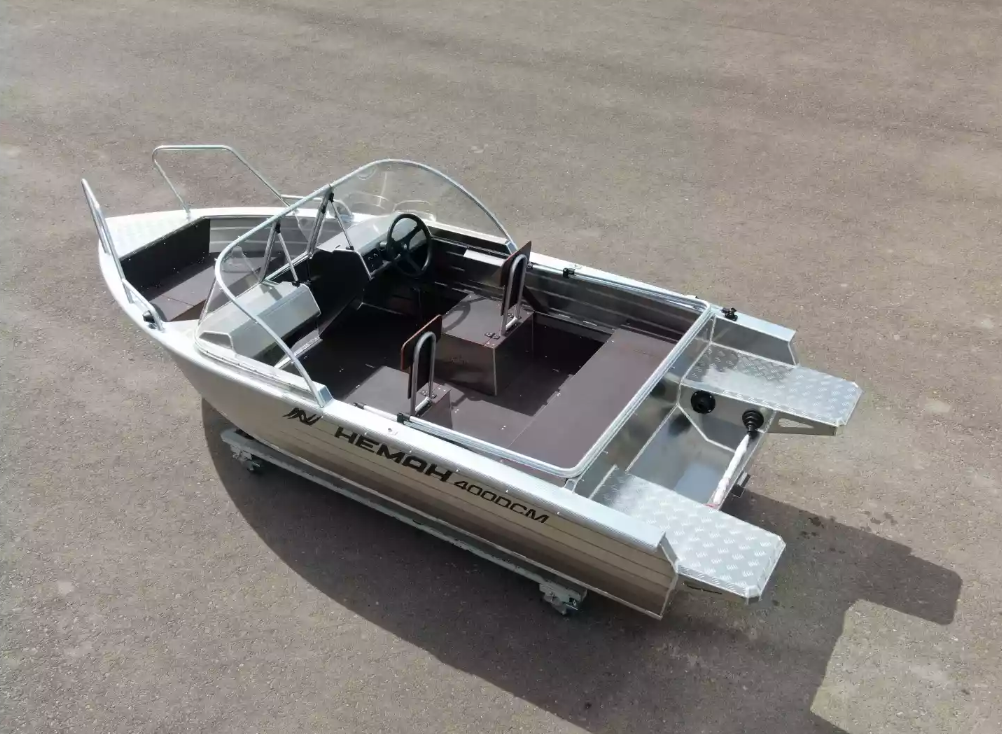 Алюминиевая лодка  Неман-400 DCM NEW в Находке