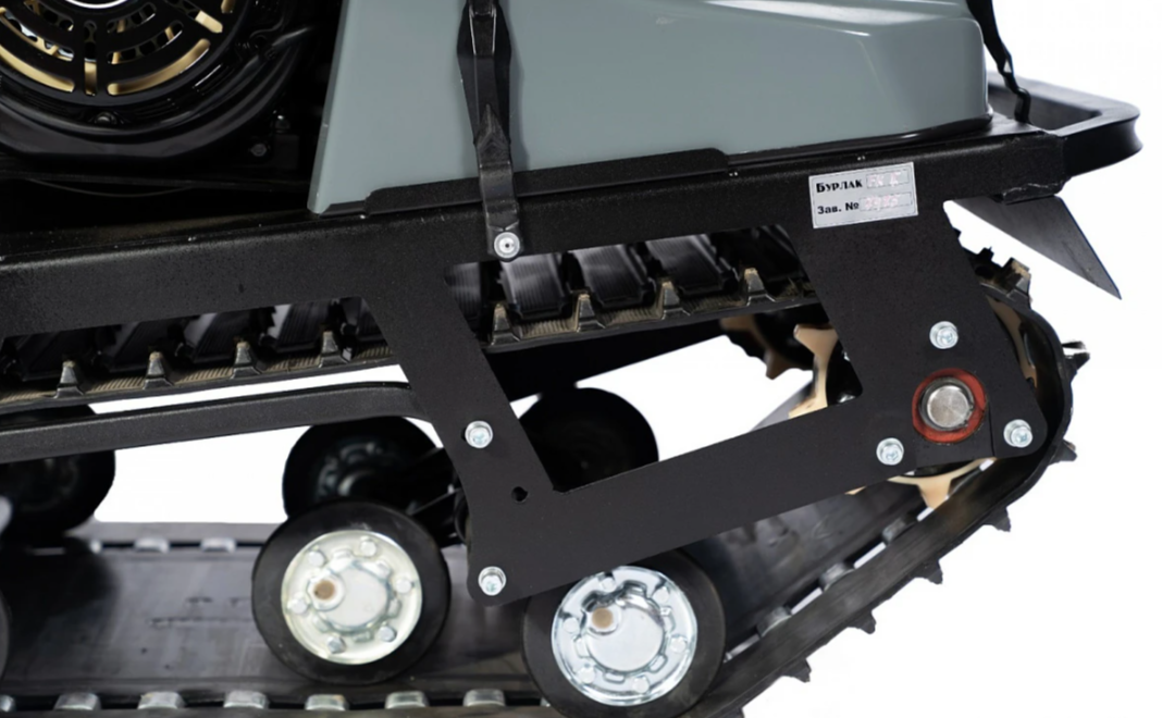 Мотобуксировщик БУРЛАК-M2 LFS 9 л.с. (передний привод, склизы) в Находке