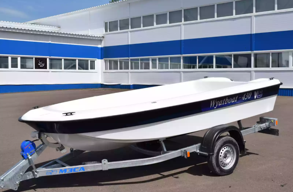 Стеклопластиковая лодка Wyatboat 430 тримаран в Находке