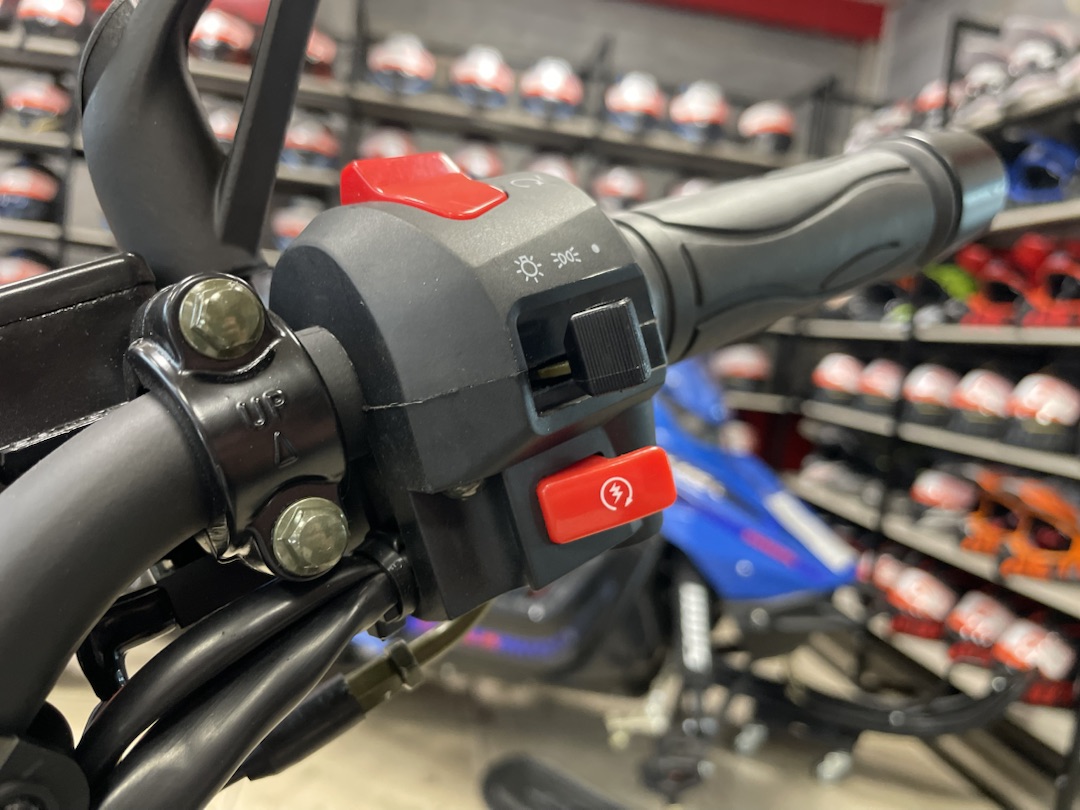 Мопед PROMAX CB150R (49) в Находке