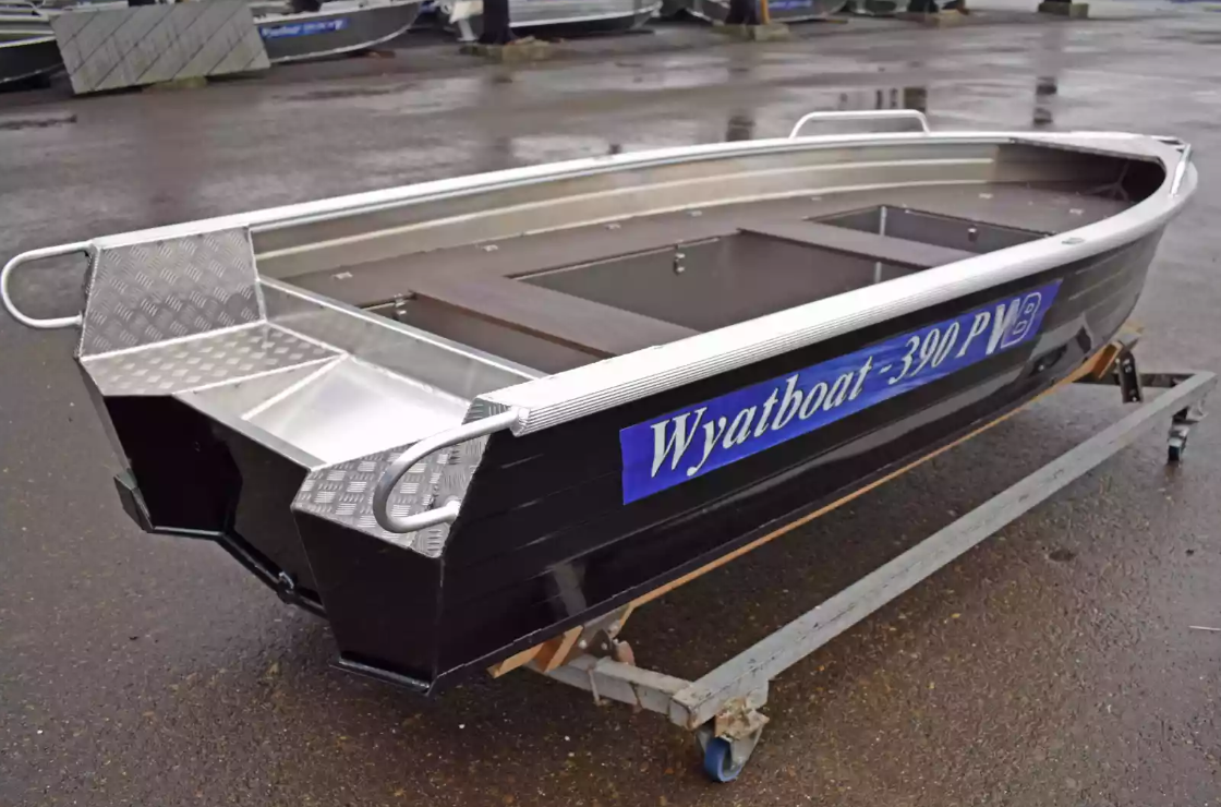 Алюминиевая лодка Wyatboat-390РМ в Находке