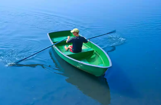 Стеклопластиковая Лодка Голавль в Находке