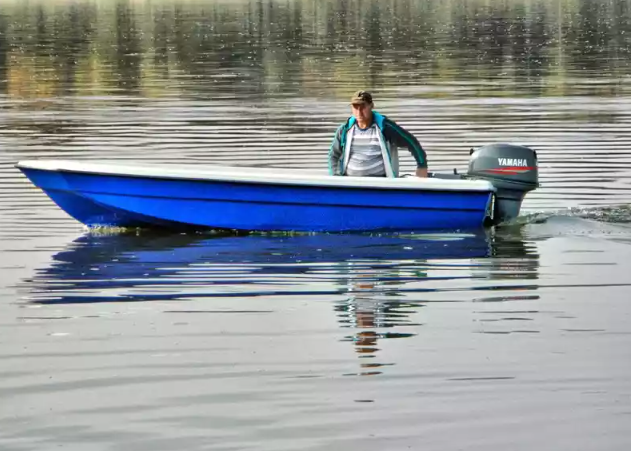 Стеклопластиковая лодка Wyatboat 430 тримаран в Находке