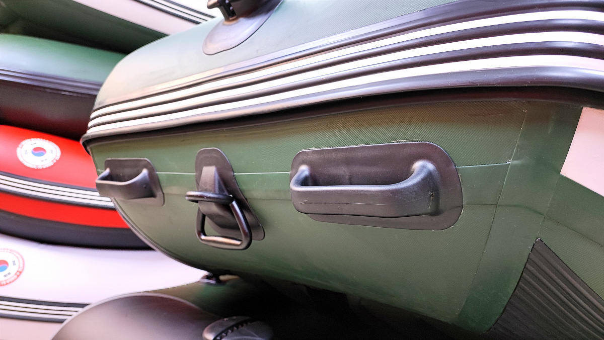 Лодка MISHIMO FAMILY PRO 370 в Находке