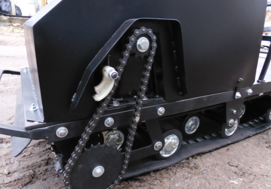 Мотобуксировщик AhtaR Зима 15 л/с с вариатором в Находке