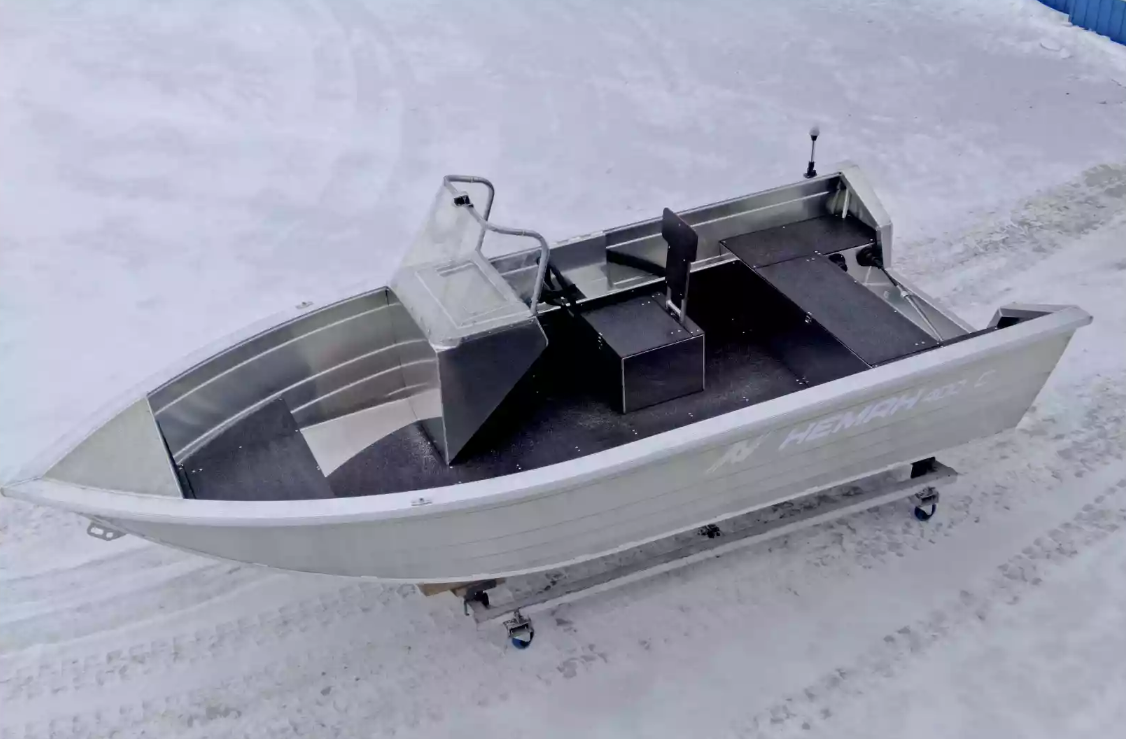 Алюминиевая лодка Неман-400 С в Находке