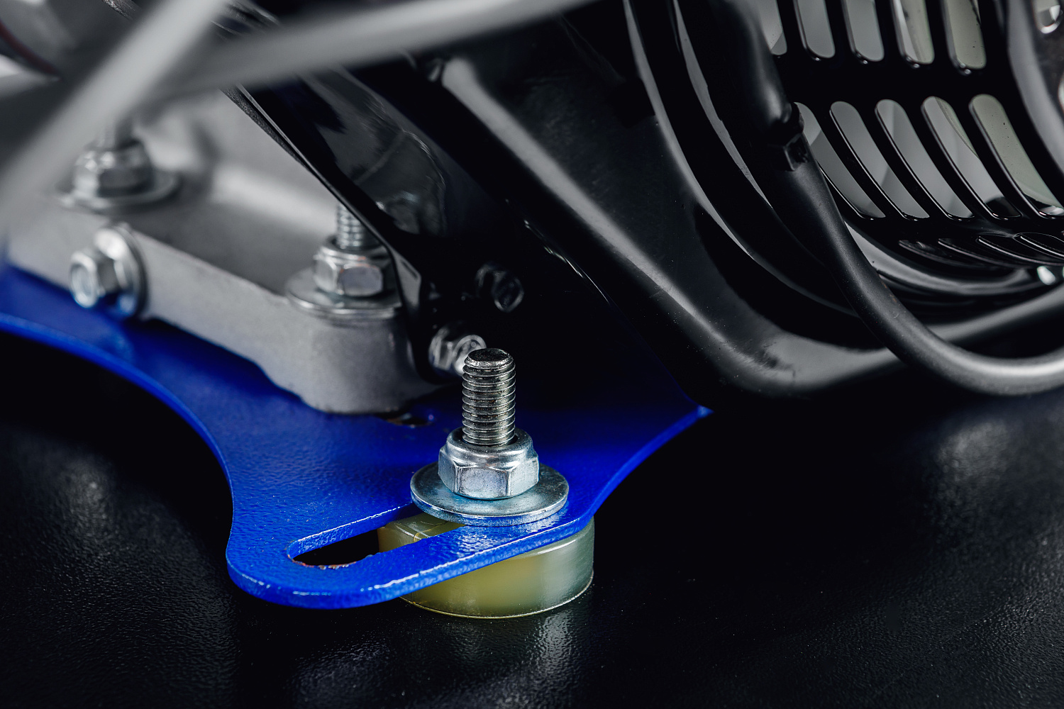 МОТОБУКСИРОВЩИК IKUDZO LONG 2.0 1700/500 EKR19 в Находке