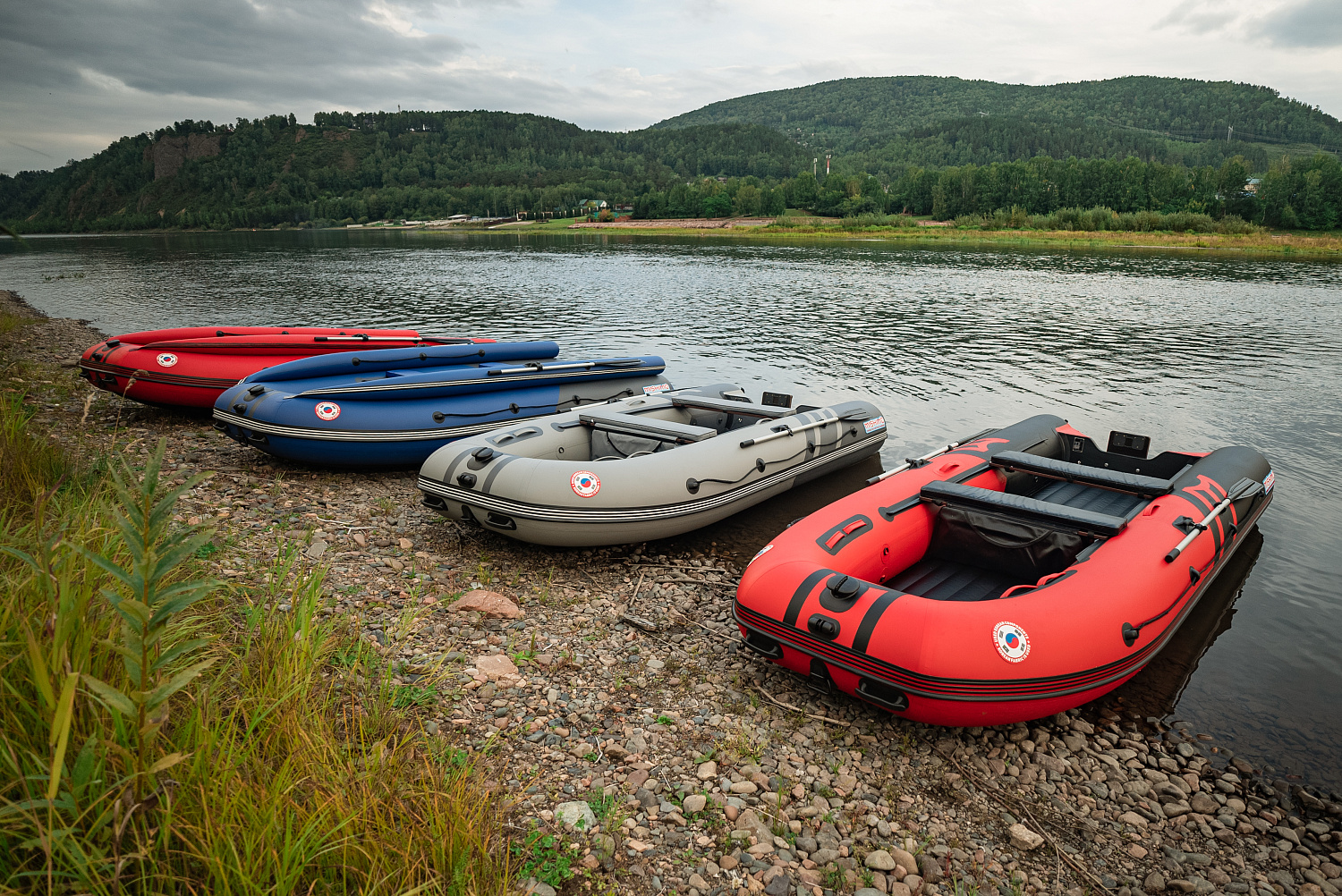 Лодка MISHIMO RIVER FJET PRO 410  под водомет в Находке