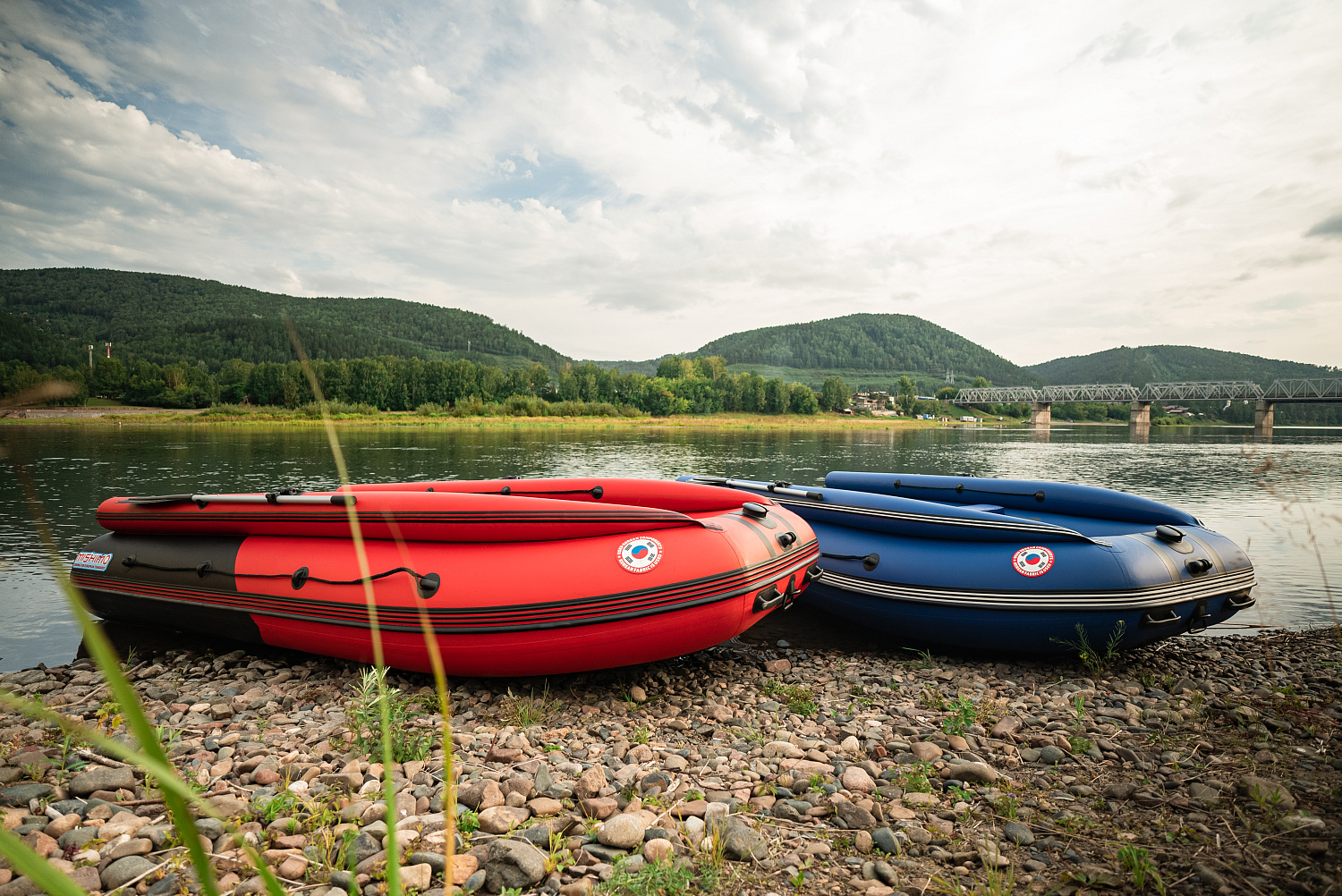 Лодка MISHIMO RIVER FJET PRO 410  под водомет в Находке