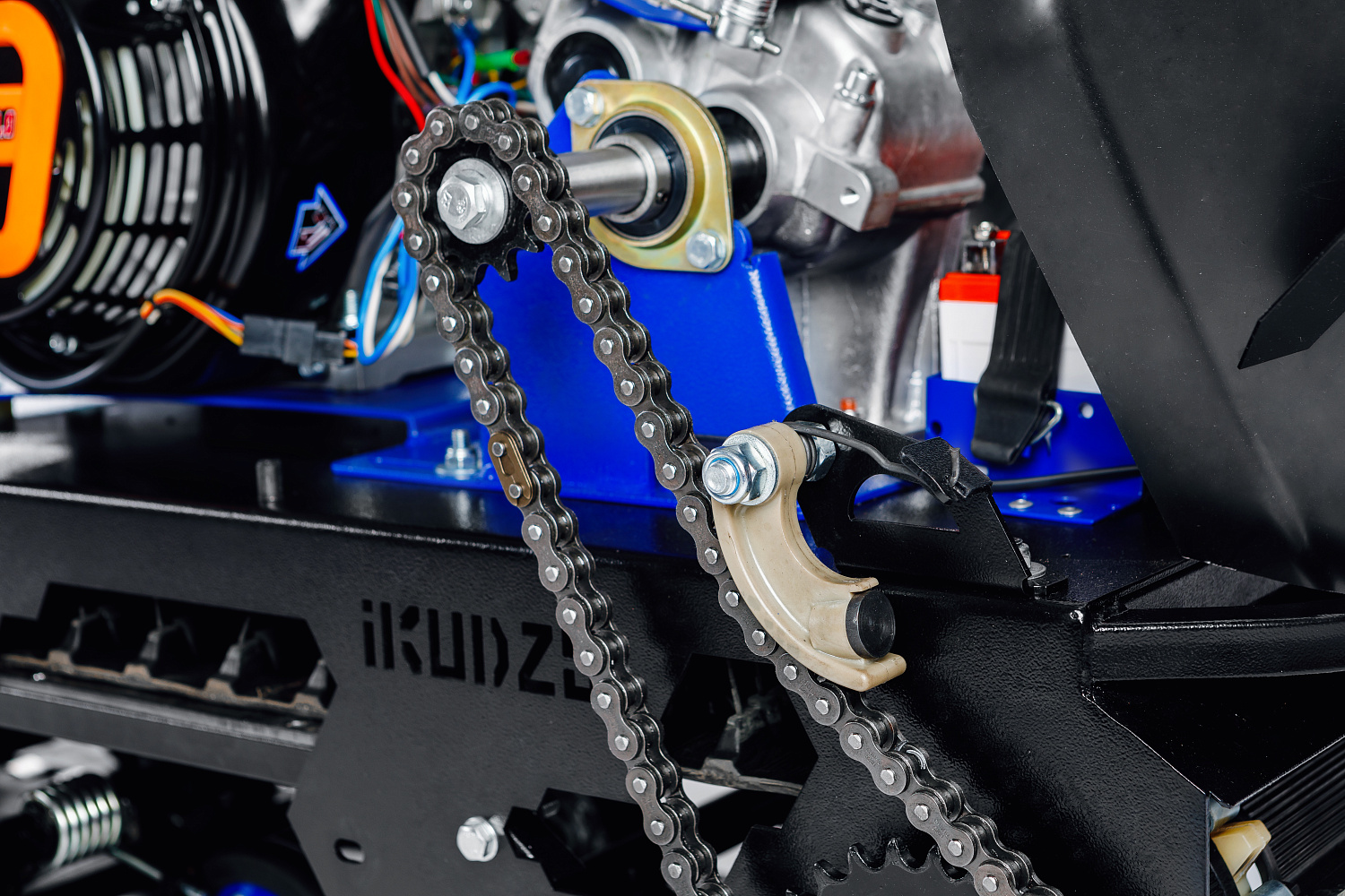 МОТОБУКСИРОВЩИК IKUDZO LONG 2.0 1700/500 EKR19 в Находке