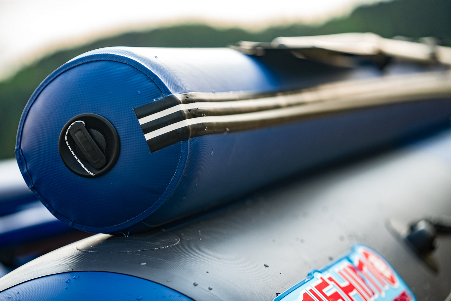 Лодка MISHIMO RIVER FJET PRO 410  под водомет в Находке