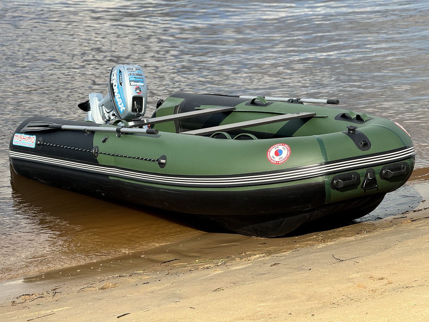 Лодка MISHIMO BIG FLOOR 400 в Находке