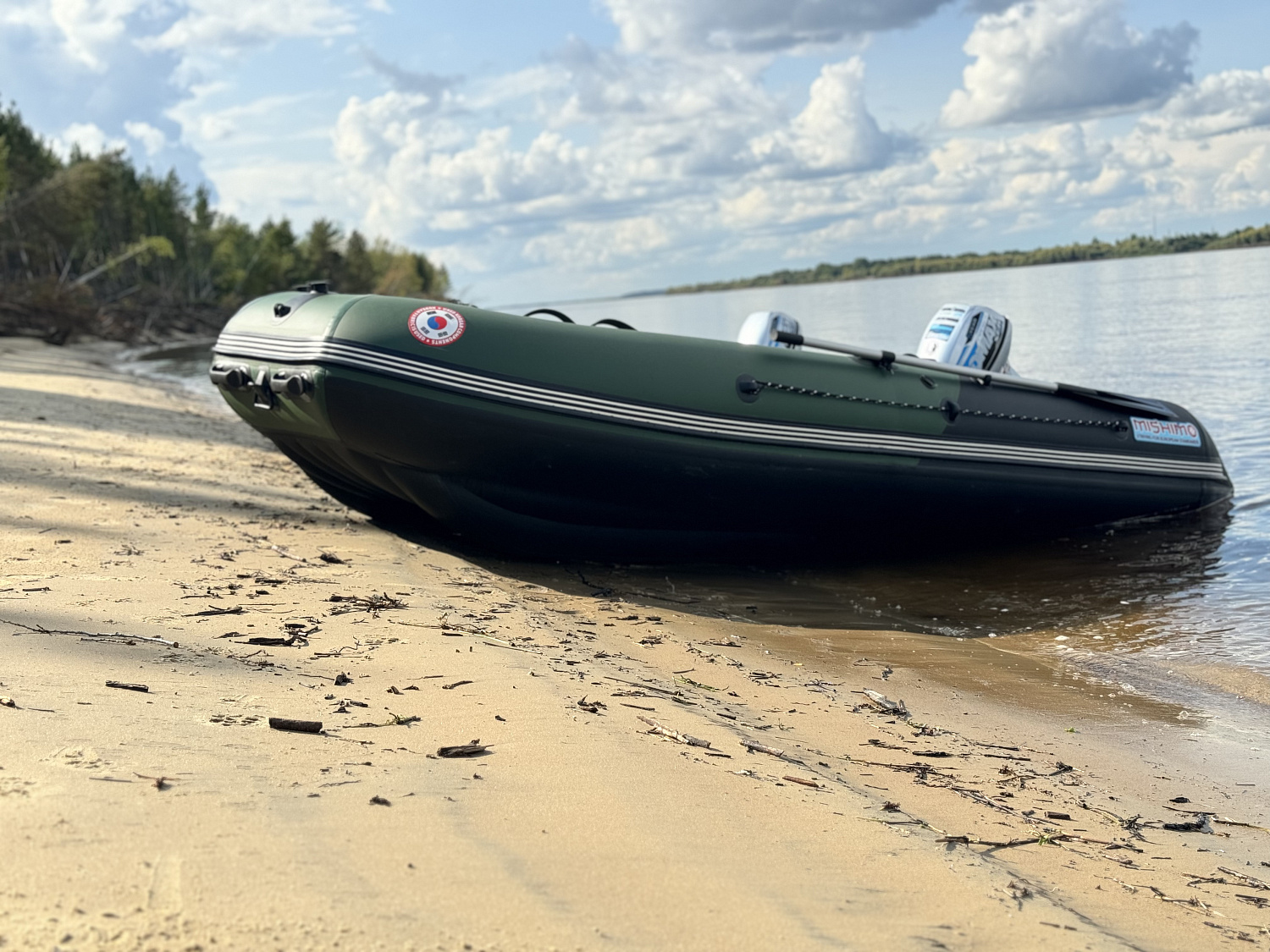 Лодка MISHIMO BIG FLOOR 400 в Находке