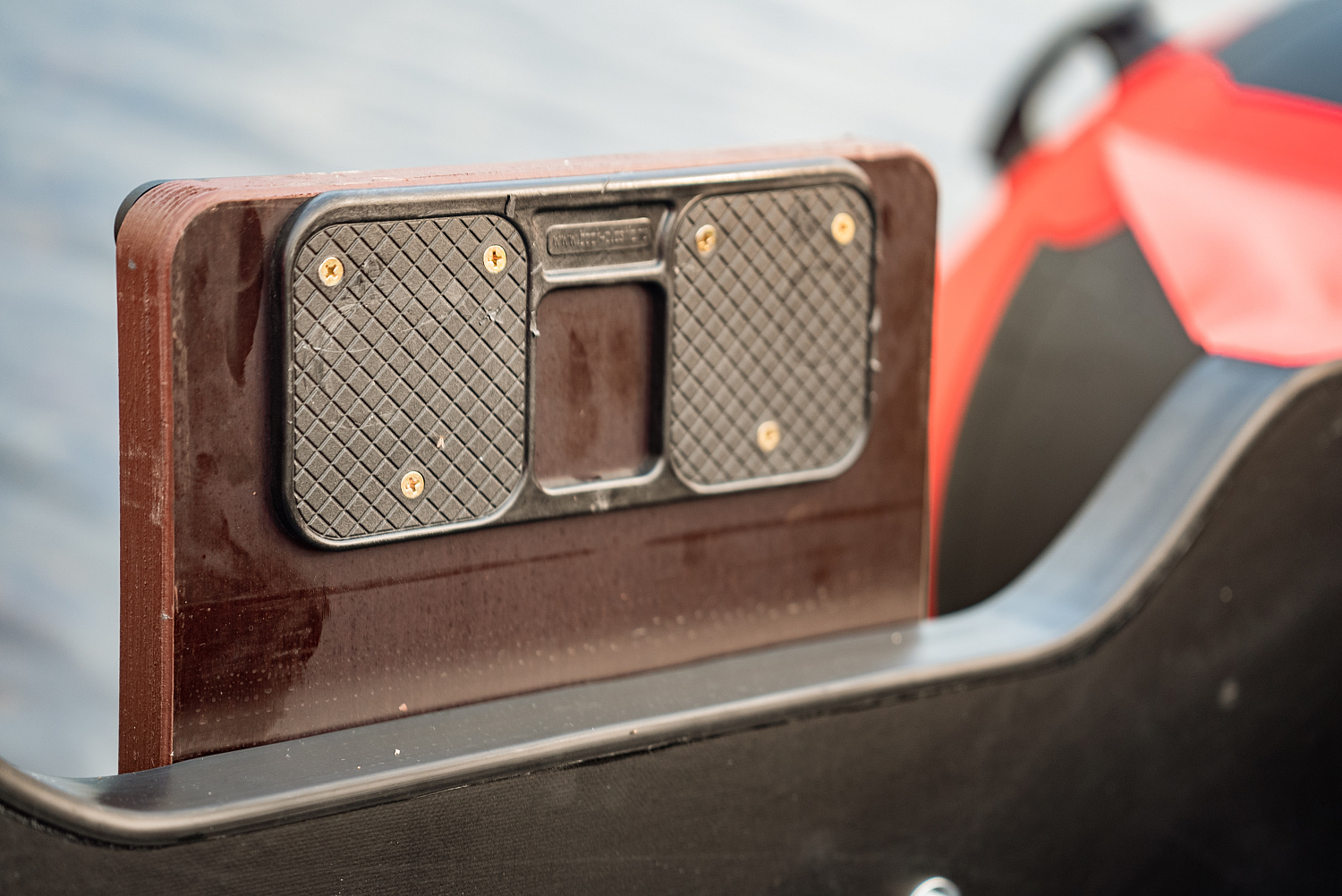 Лодка MISHIMO RIVER FJET PRO 410  под водомет в Находке